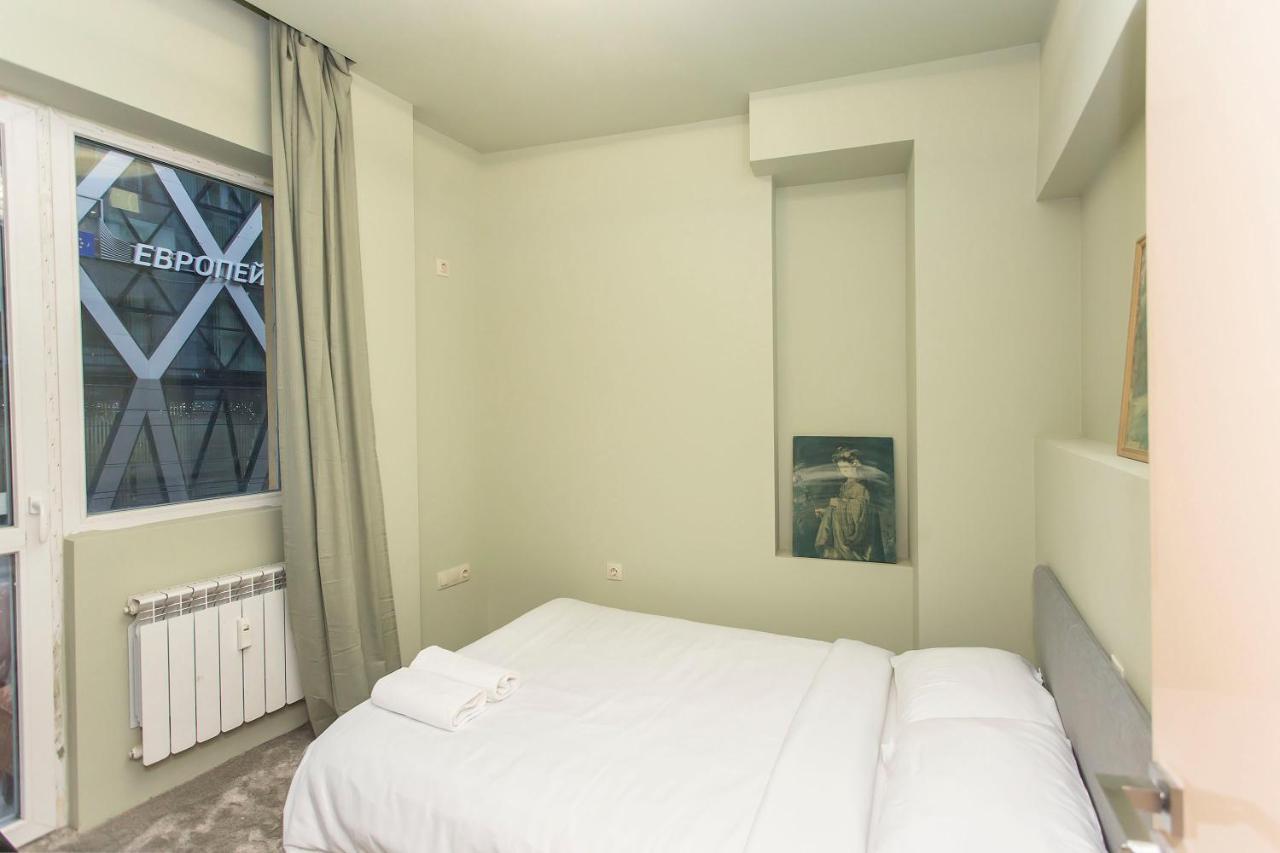 Elegant 2Bdr Apartment With A Balcony София Экстерьер фото
